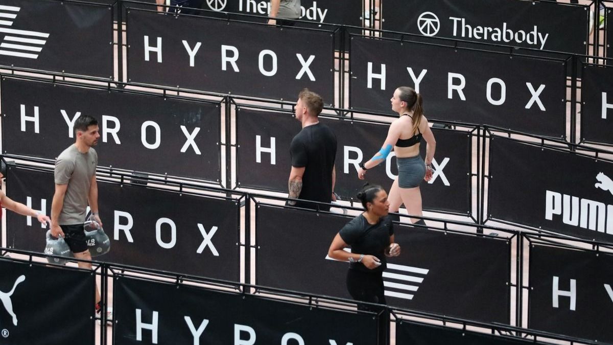 HYROX beginner guide: Format, stations, times, and first-race tips (2026)